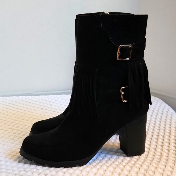Womans Bucco Fringe Boots - Picture 5 of 15